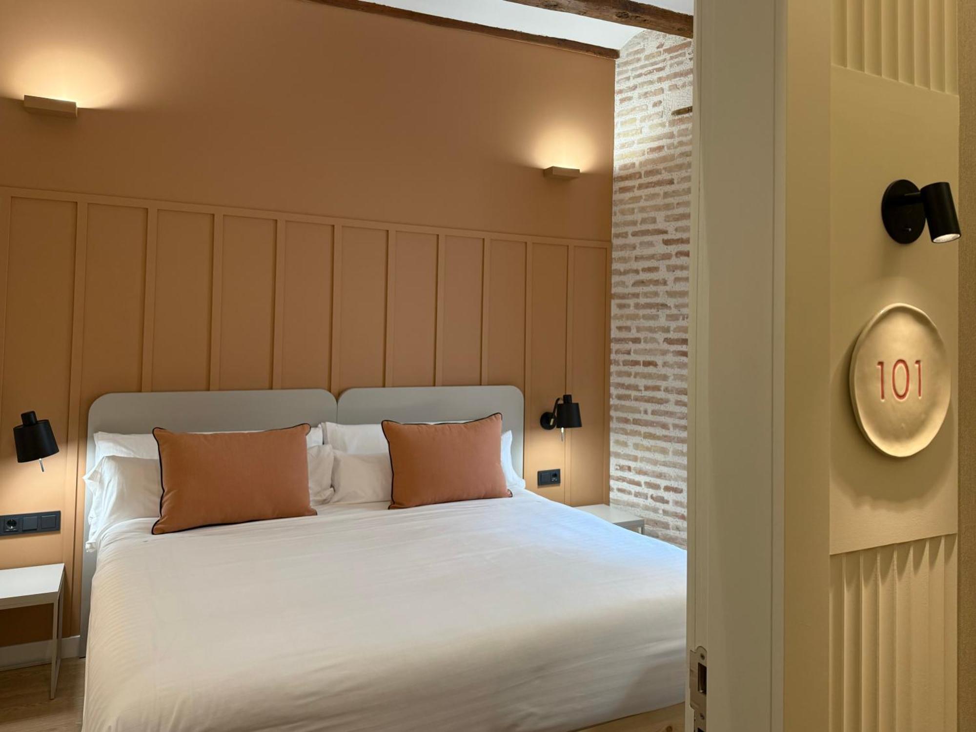 Cosy Rooms Embajador Валенсия Екстериор снимка