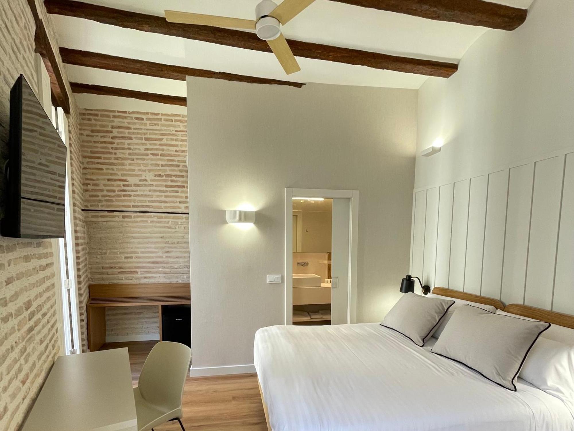 Cosy Rooms Embajador Валенсия Екстериор снимка