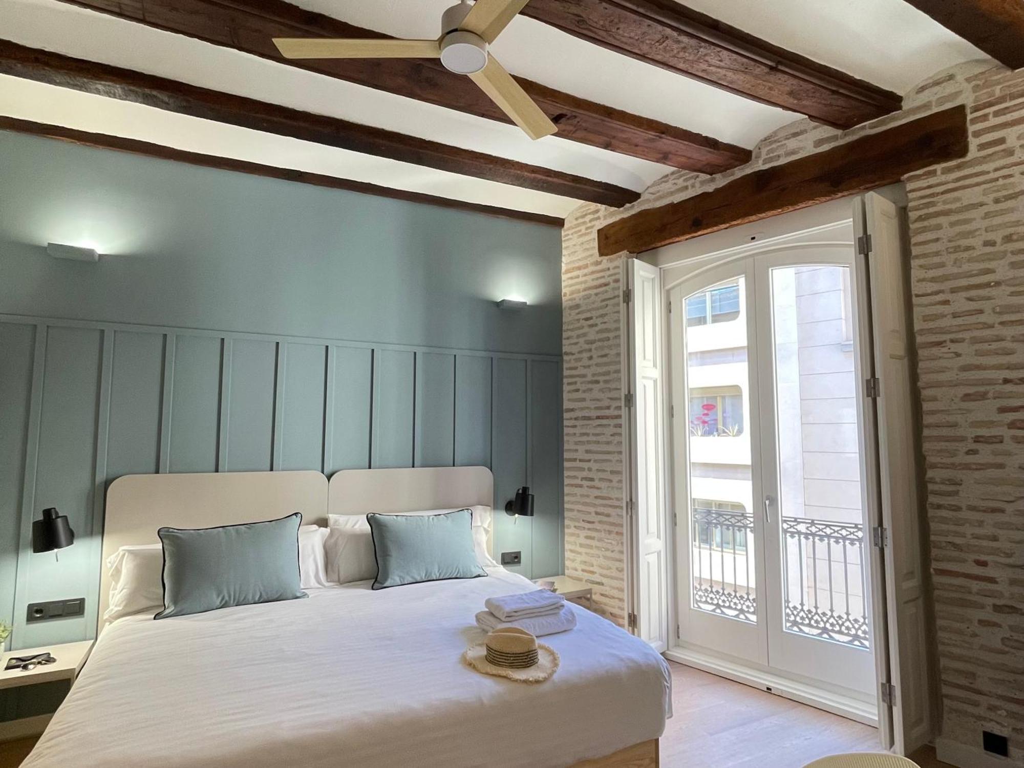 Cosy Rooms Embajador Валенсия Екстериор снимка